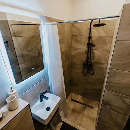 Soho Apartment *